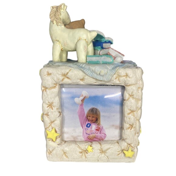 Music Box Musical Cube Picture Frame - Reading Bear - Plays “It’s A Small World” - Picture 4 of 12